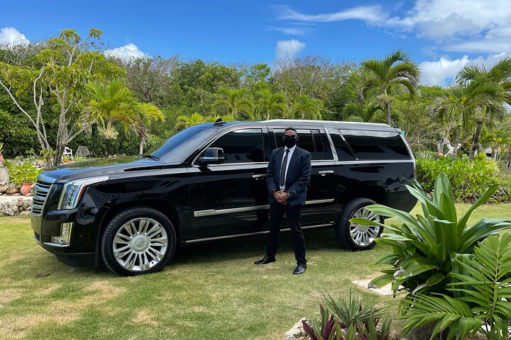 Cadillac Escalade Platinum Punta Cana to La Romana, Dominican Republic - Photo 1 of 3